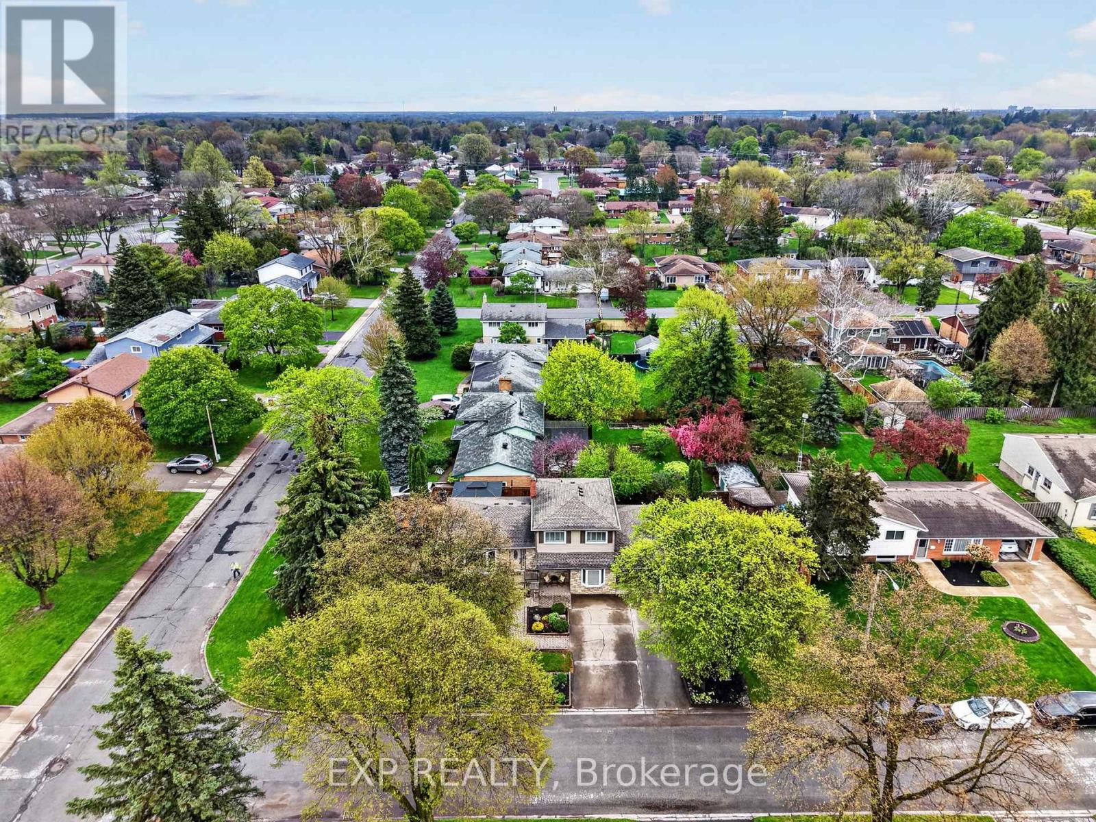 3510 YALE CRESCENT - 48
