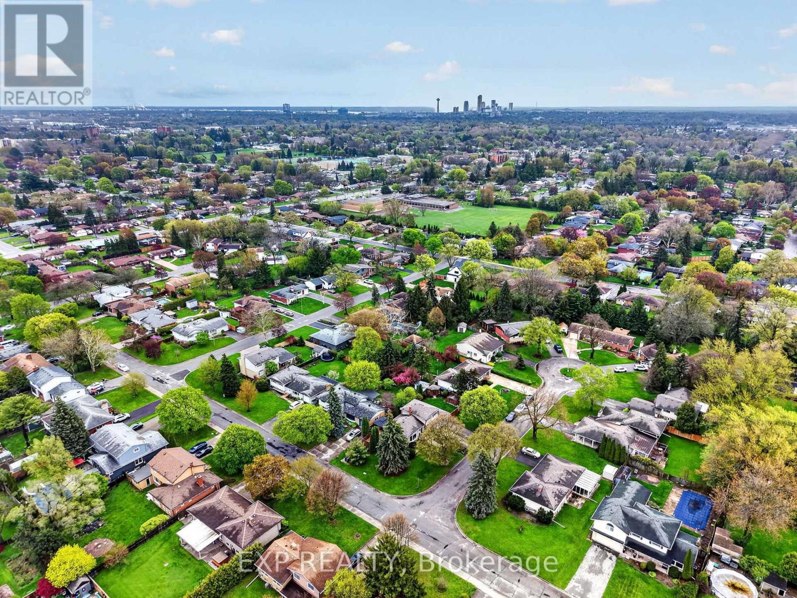 3510 YALE CRESCENT - 50