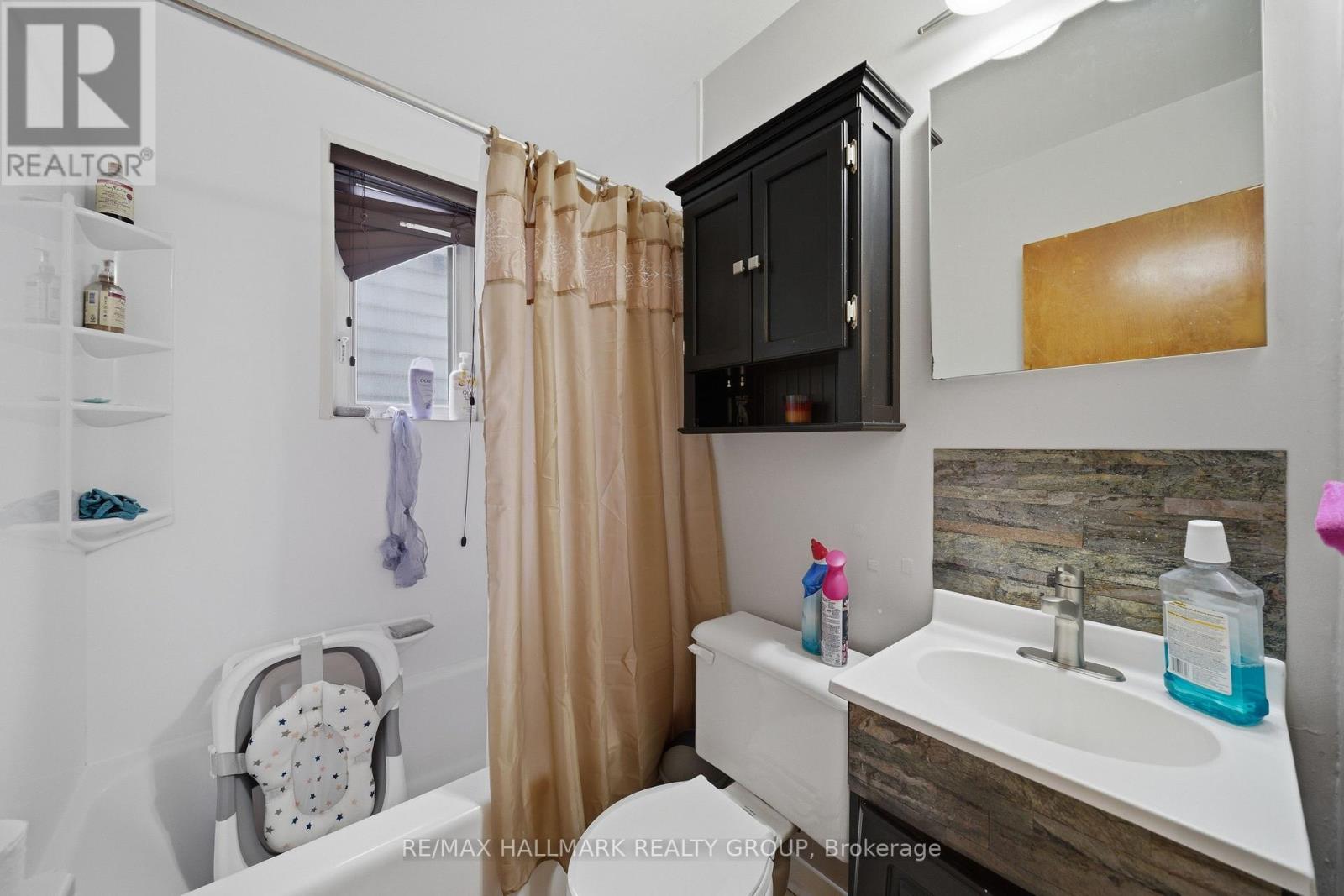 74 GENEST STREET - 26