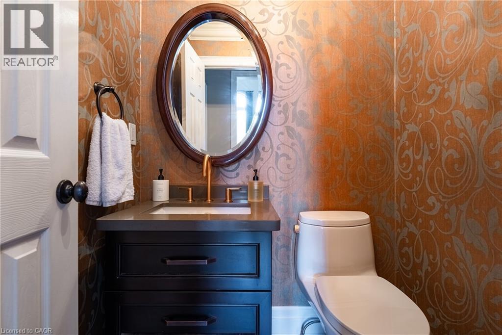 1392 CLEARWATER Crescent, Oakville, Ontario, L6H7J5 — Photo 34