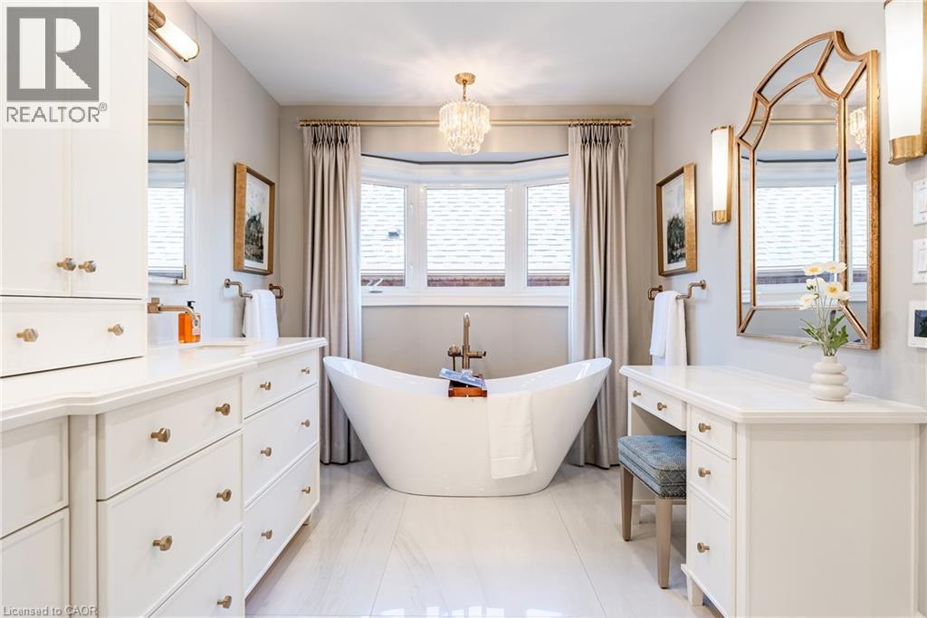 1392 CLEARWATER Crescent, Oakville, Ontario, L6H7J5 — Photo 32
