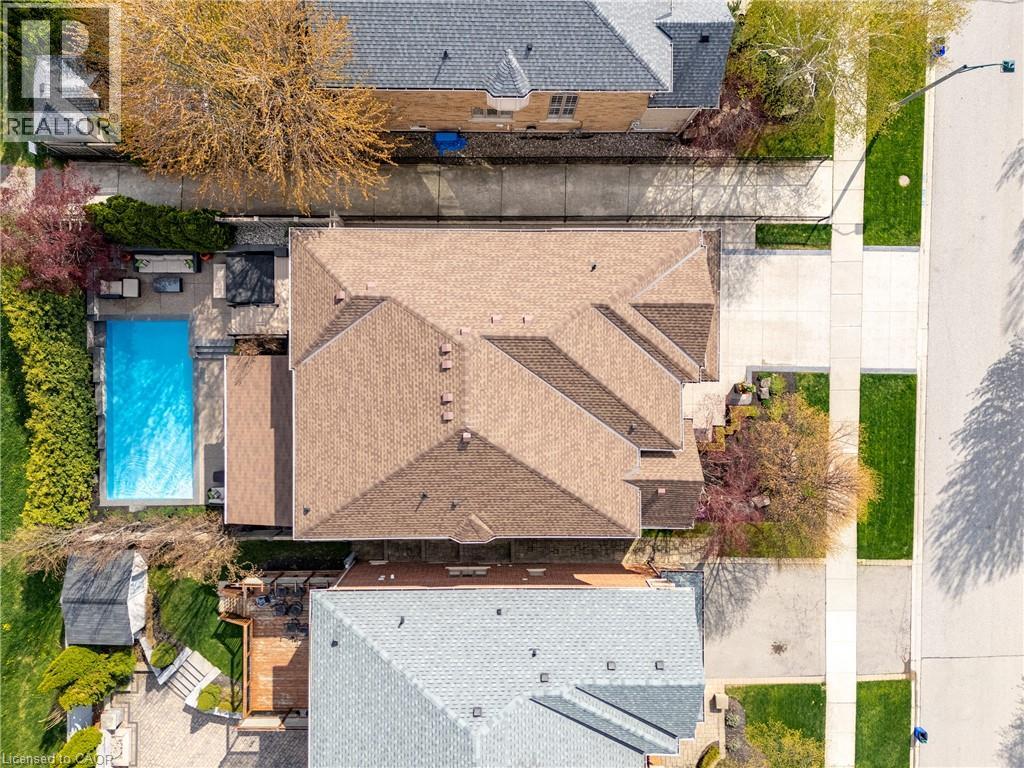1392 CLEARWATER Crescent, Oakville, Ontario, L6H7J5 — Photo 13