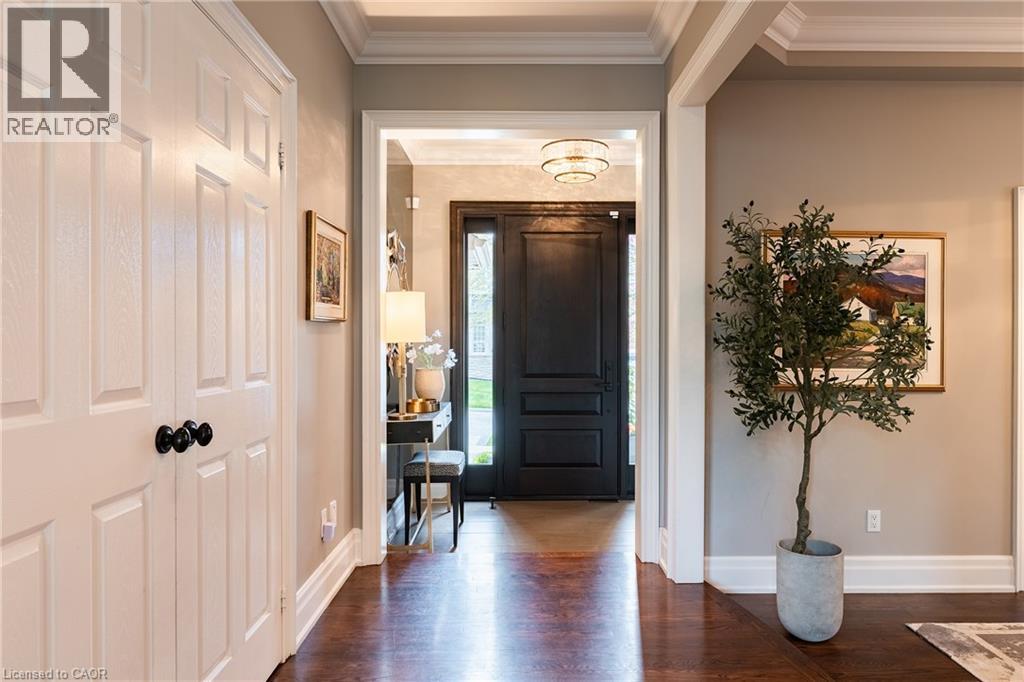 1392 CLEARWATER Crescent - 4