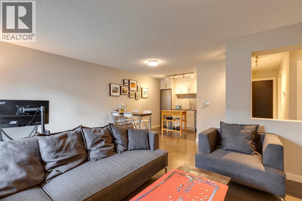 #102 120 24 Avenue SW - 5