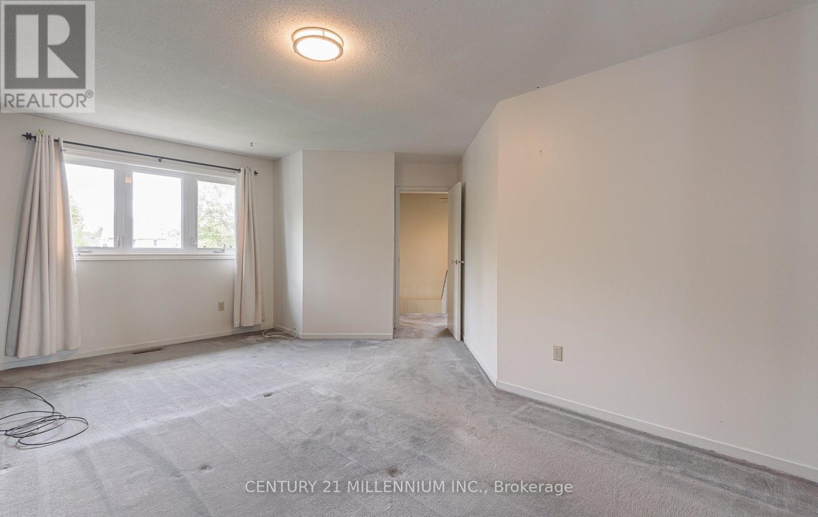 3 LONGBOURNE CRESCENT - 20