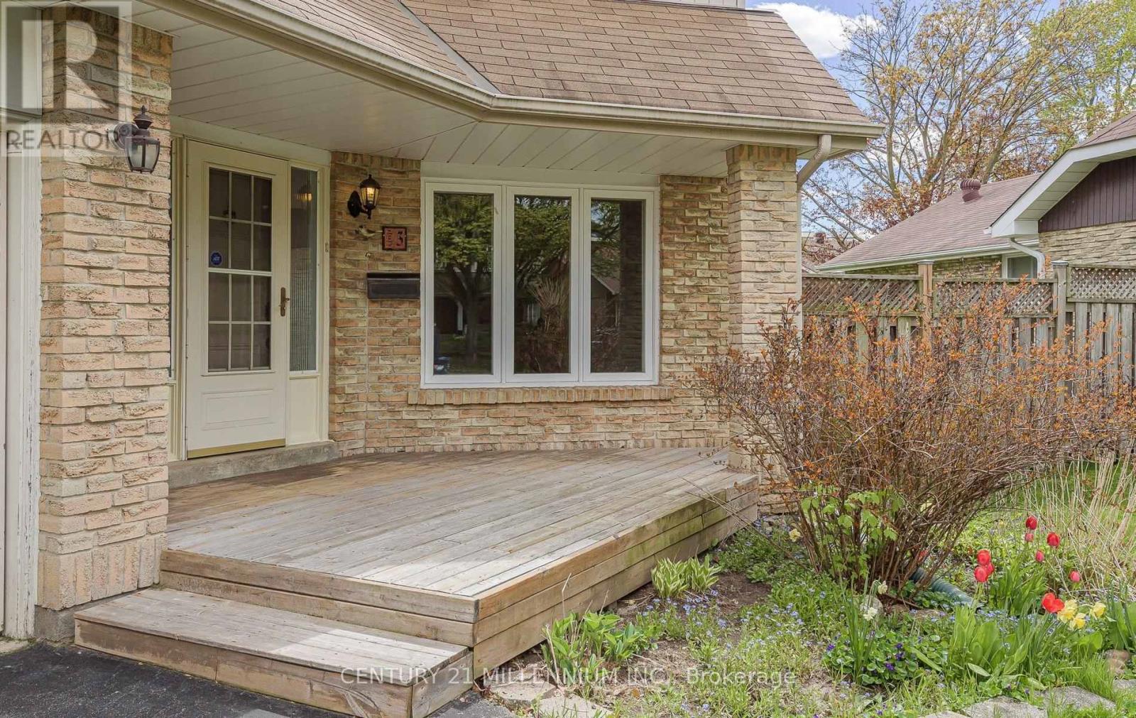 3 LONGBOURNE CRESCENT - 4