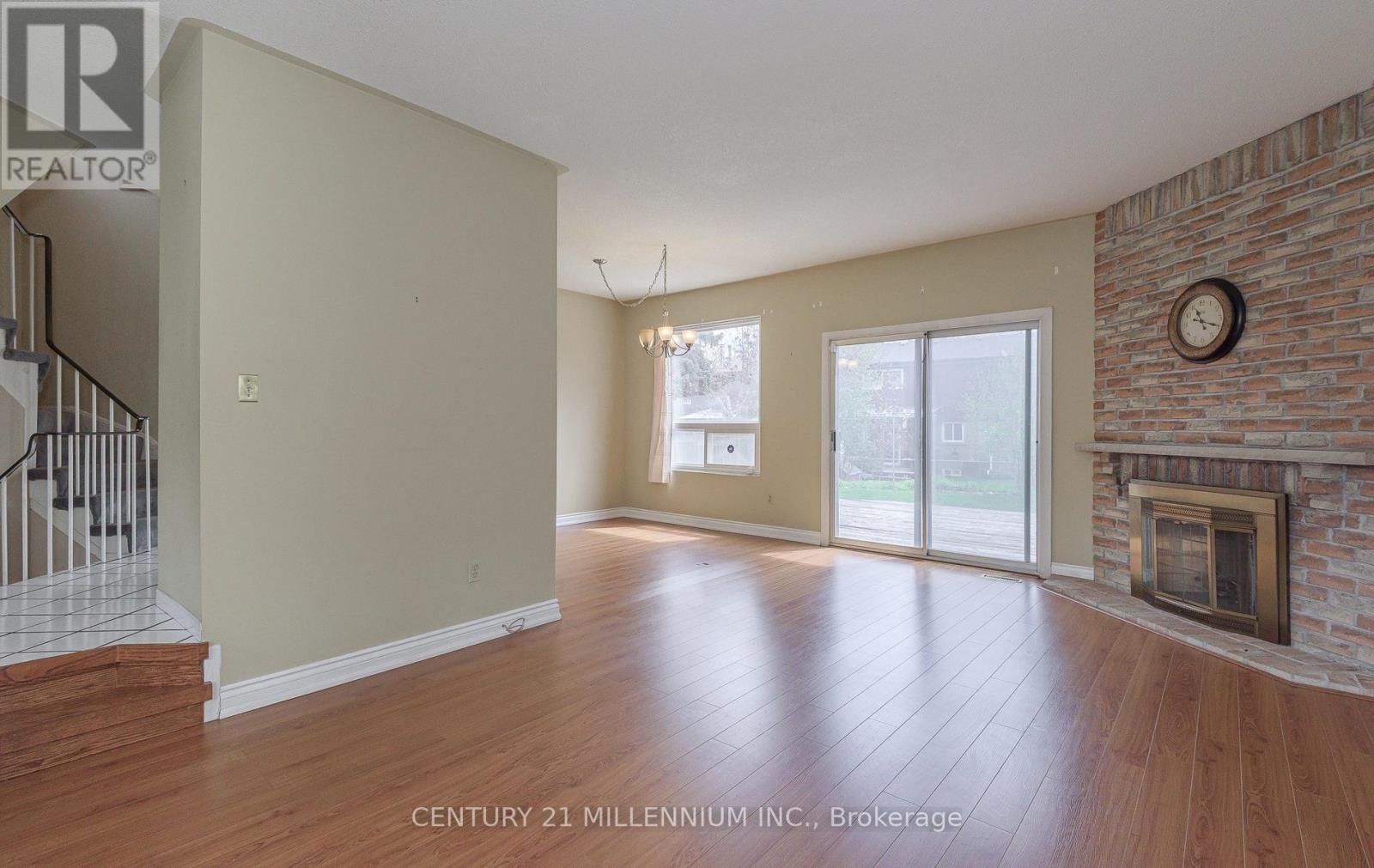 3 LONGBOURNE CRESCENT - 9