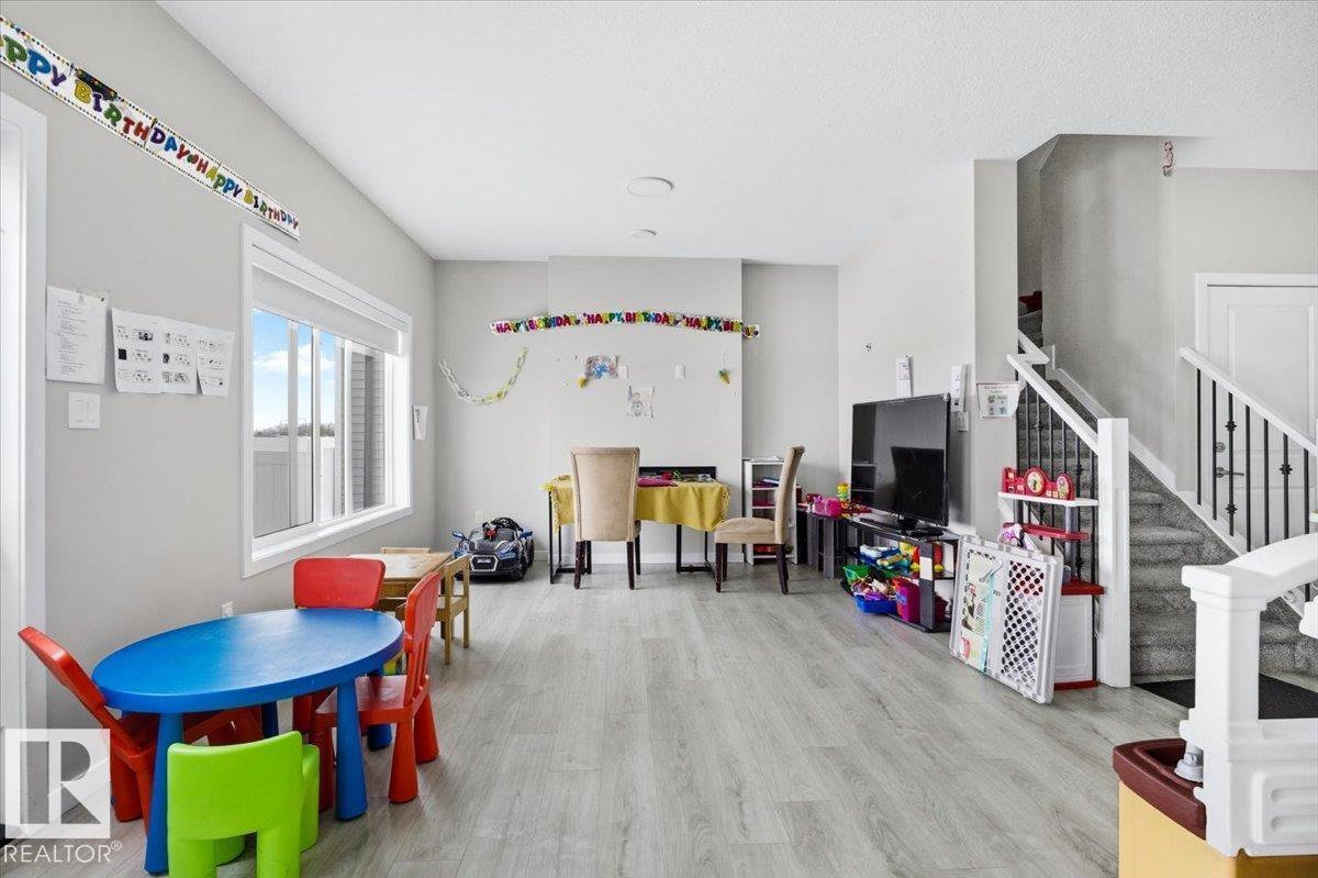 7056 182 Avenue NW, Edmonton