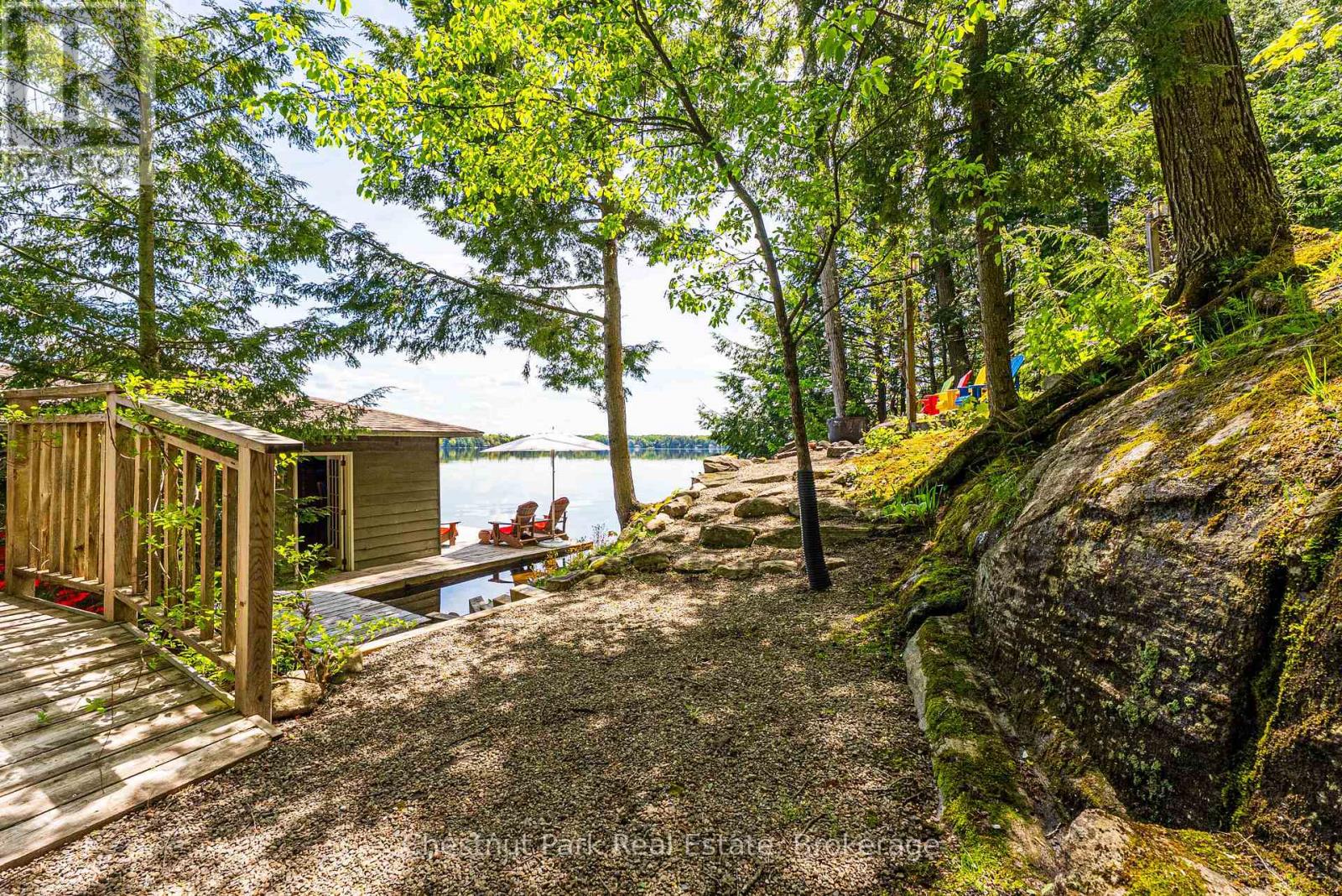 #3 1246 DUDLEY ROAD - 34