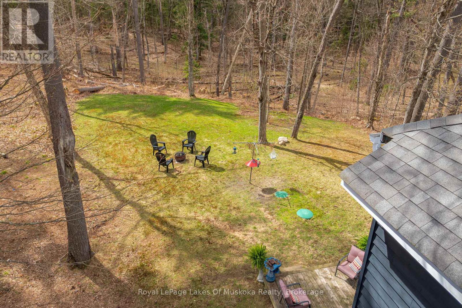 84 CLARKE CRESCENT - 46
