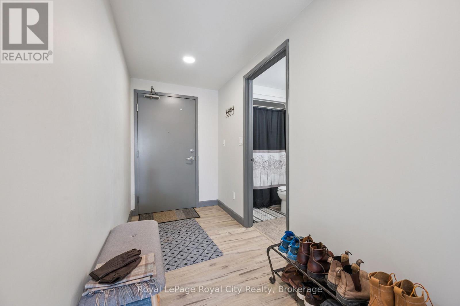 #186 258A SUNVIEW STREET - 4