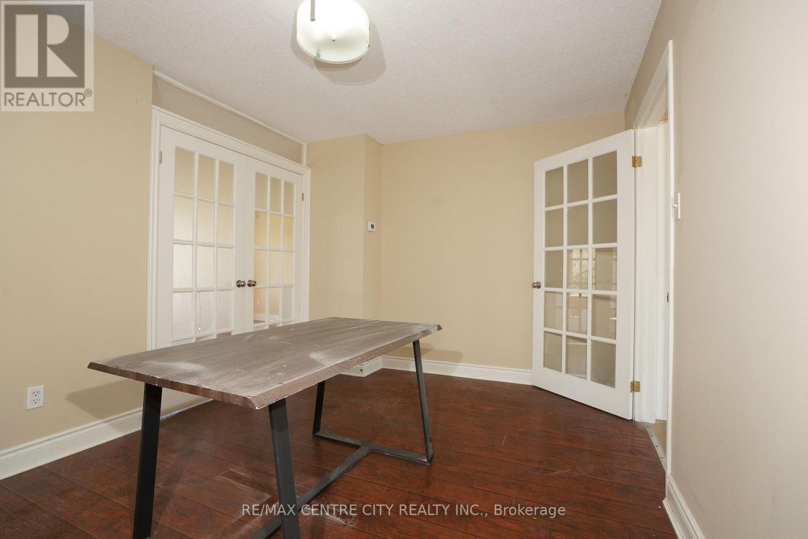 #31 1548 RICHMOND STREET - 12