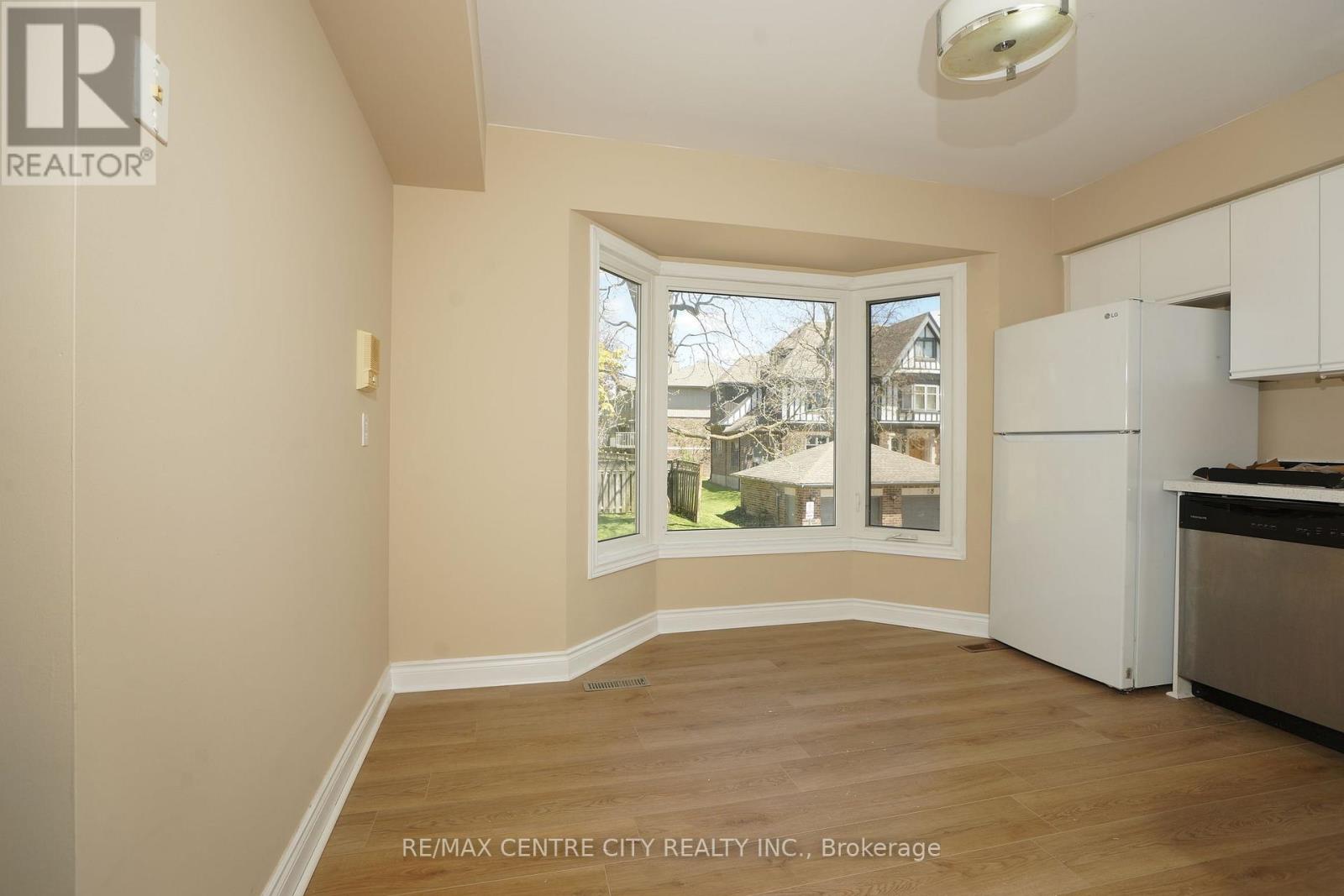#31 1548 RICHMOND STREET - 11