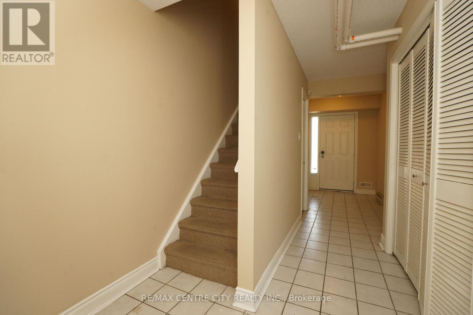 #31 1548 RICHMOND STREET - 4