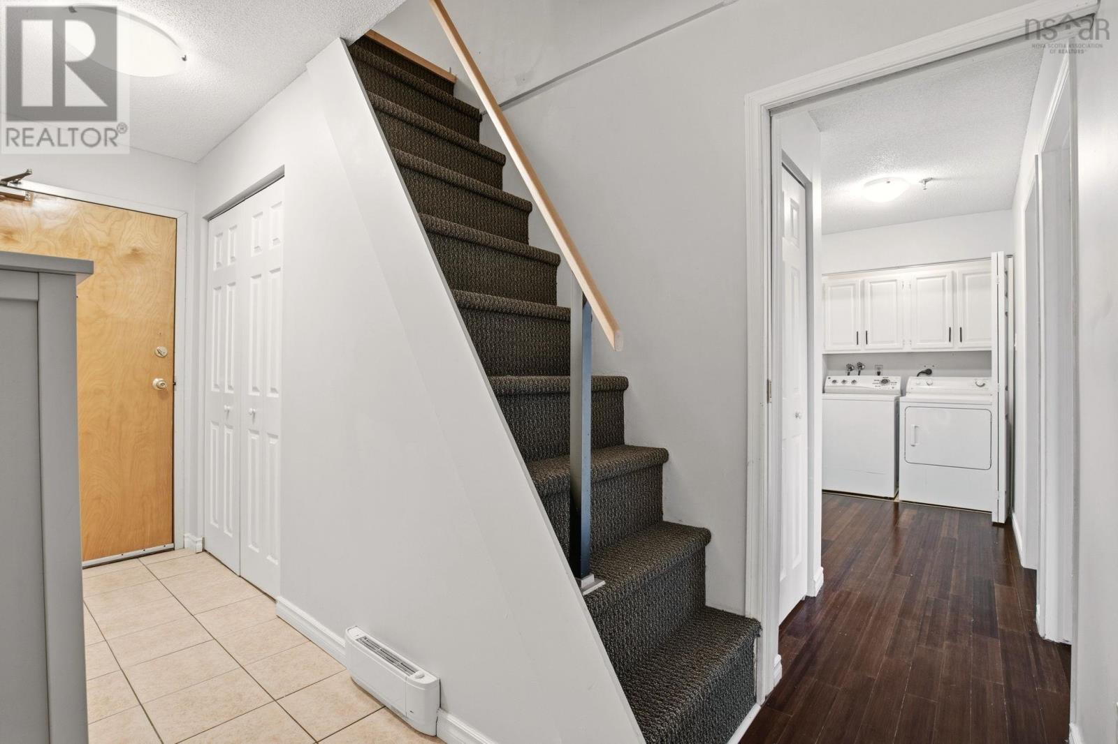 Property 24 of 33 of 306 1 Lombardy Lane