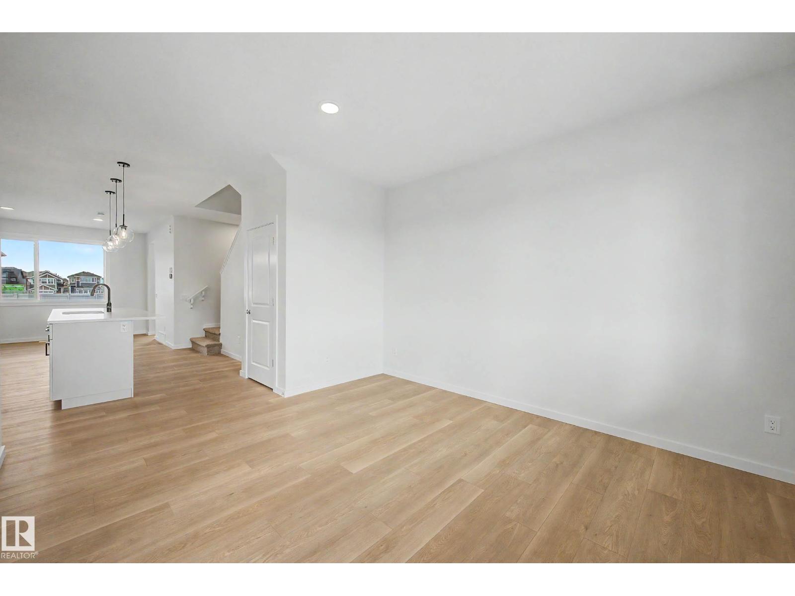 720 SOUTHFORK DRIVE, Leduc