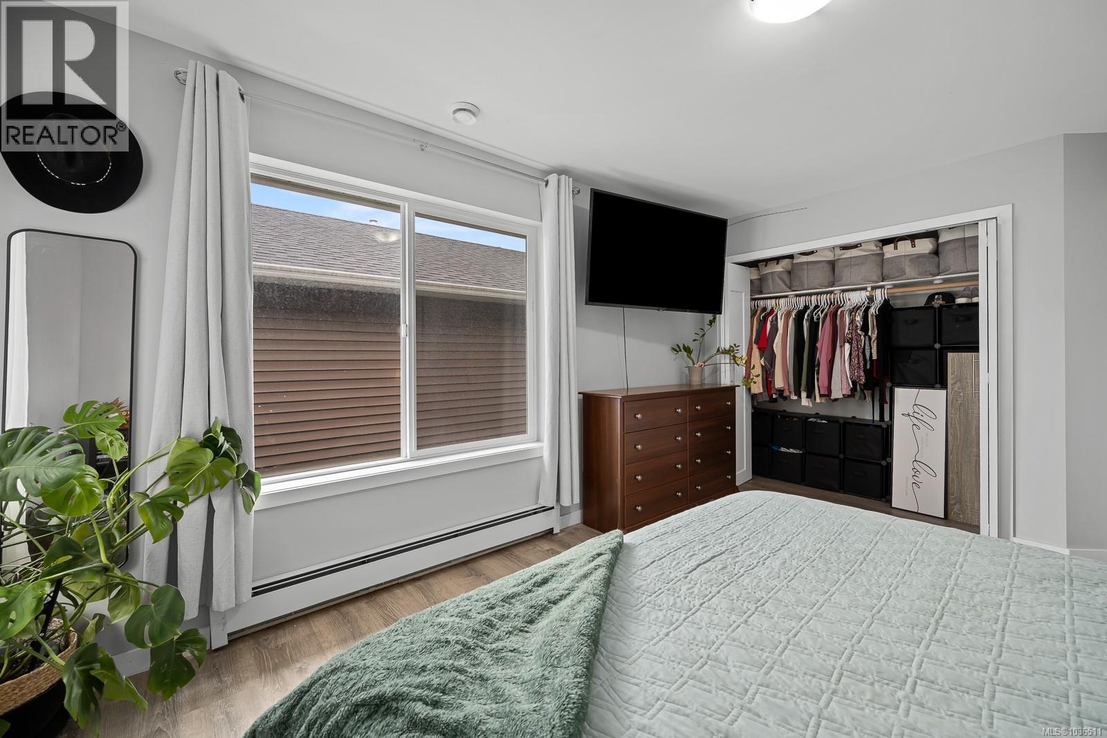 #5 690 Smith Rd - 24