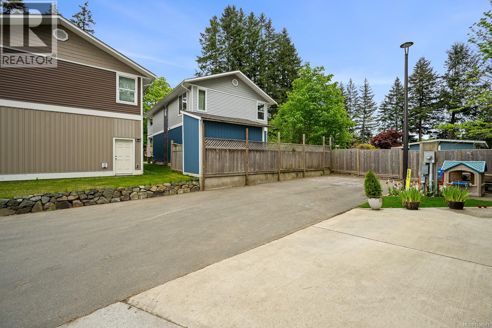 #5 690 Smith Rd - 54