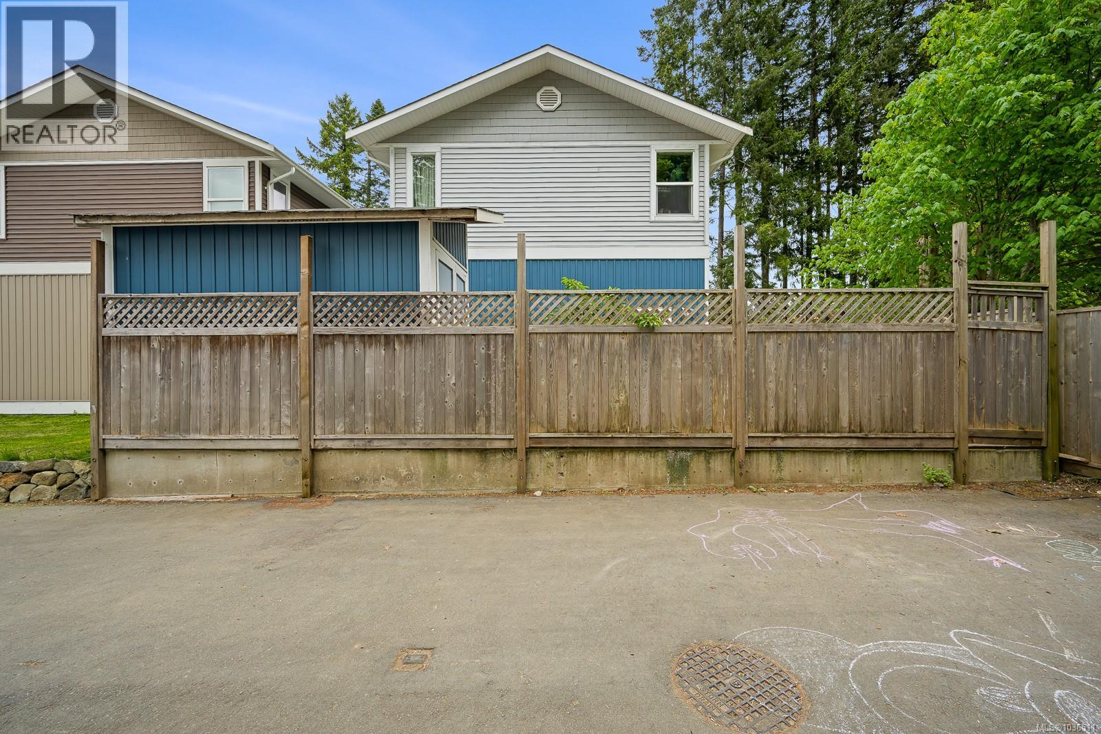 #5 690 Smith Rd - 56