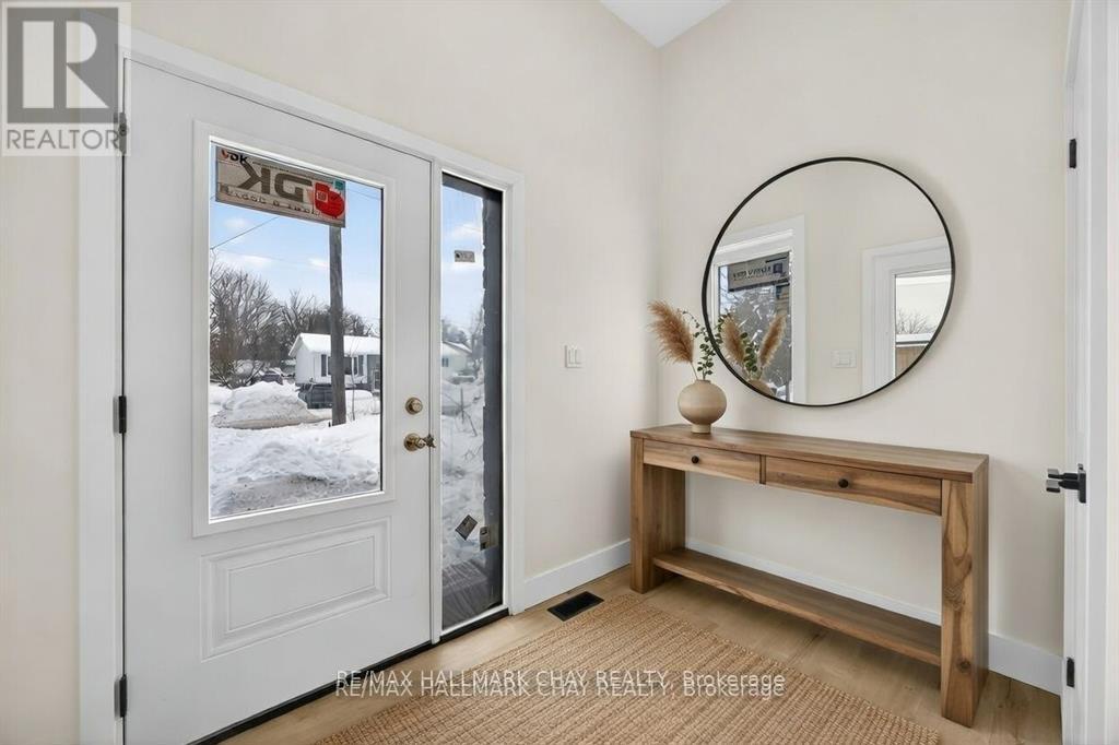 28 ROSE AVENUE - 2