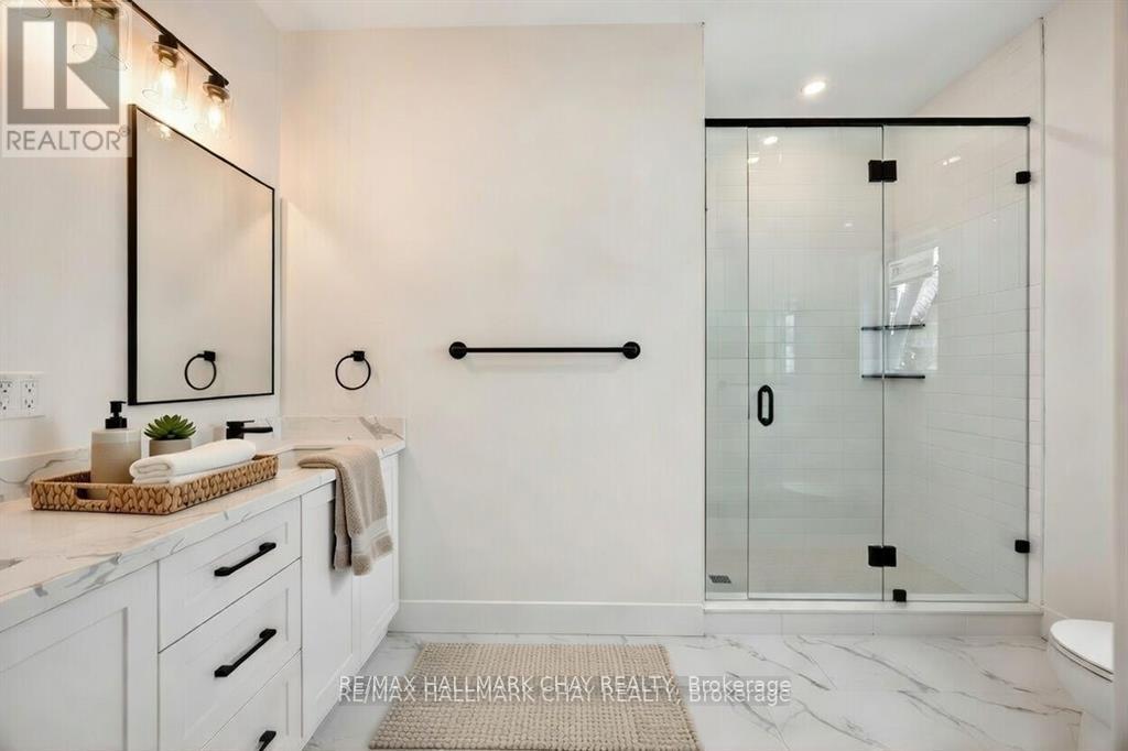 28 ROSE AVENUE - 7
