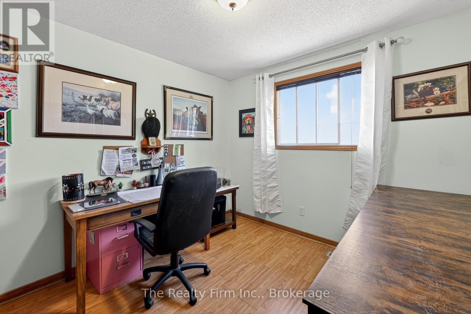 5 MARSHALL COURT - 31