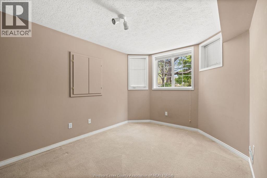 1229 ST. PAUL, Windsor, Ontario, N8S4T6 — Photo 11