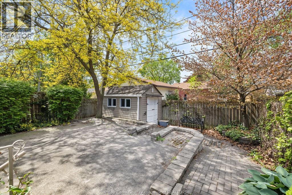 1229 ST. PAUL, Windsor, Ontario, N8S4T6 — Photo 26