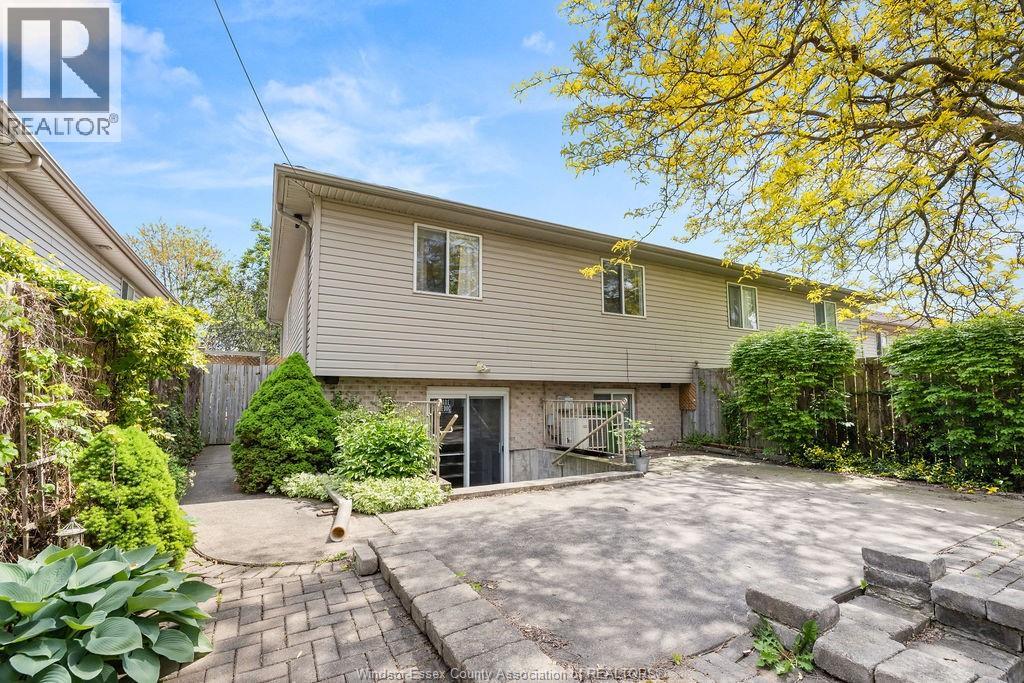 1229 ST. PAUL, Windsor, Ontario, N8S4T6 — Photo 2
