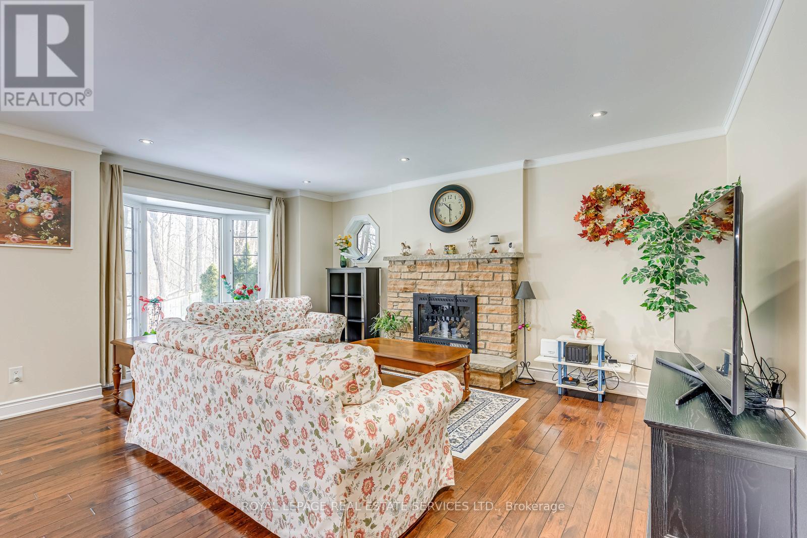 1462 GRAND BOULEVARD - 13