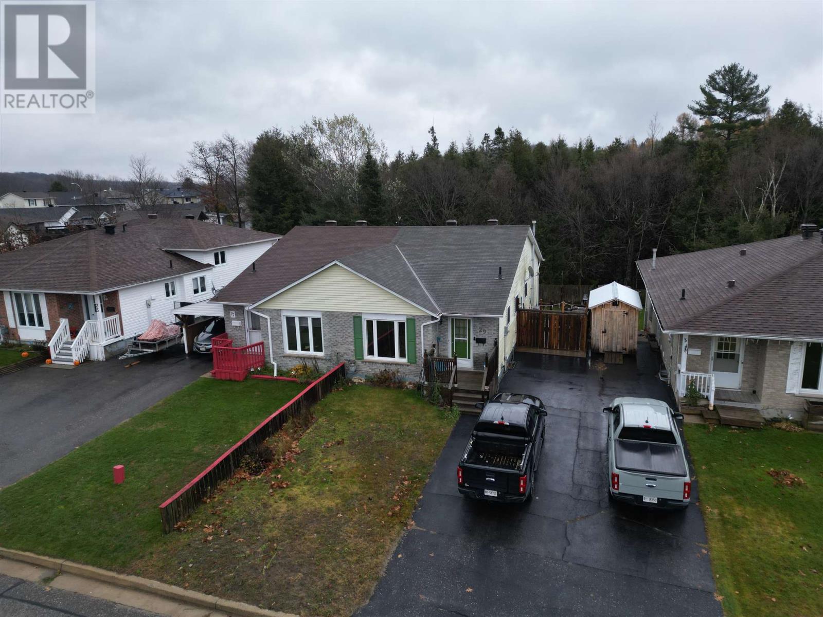 29 Laurier RD - 28