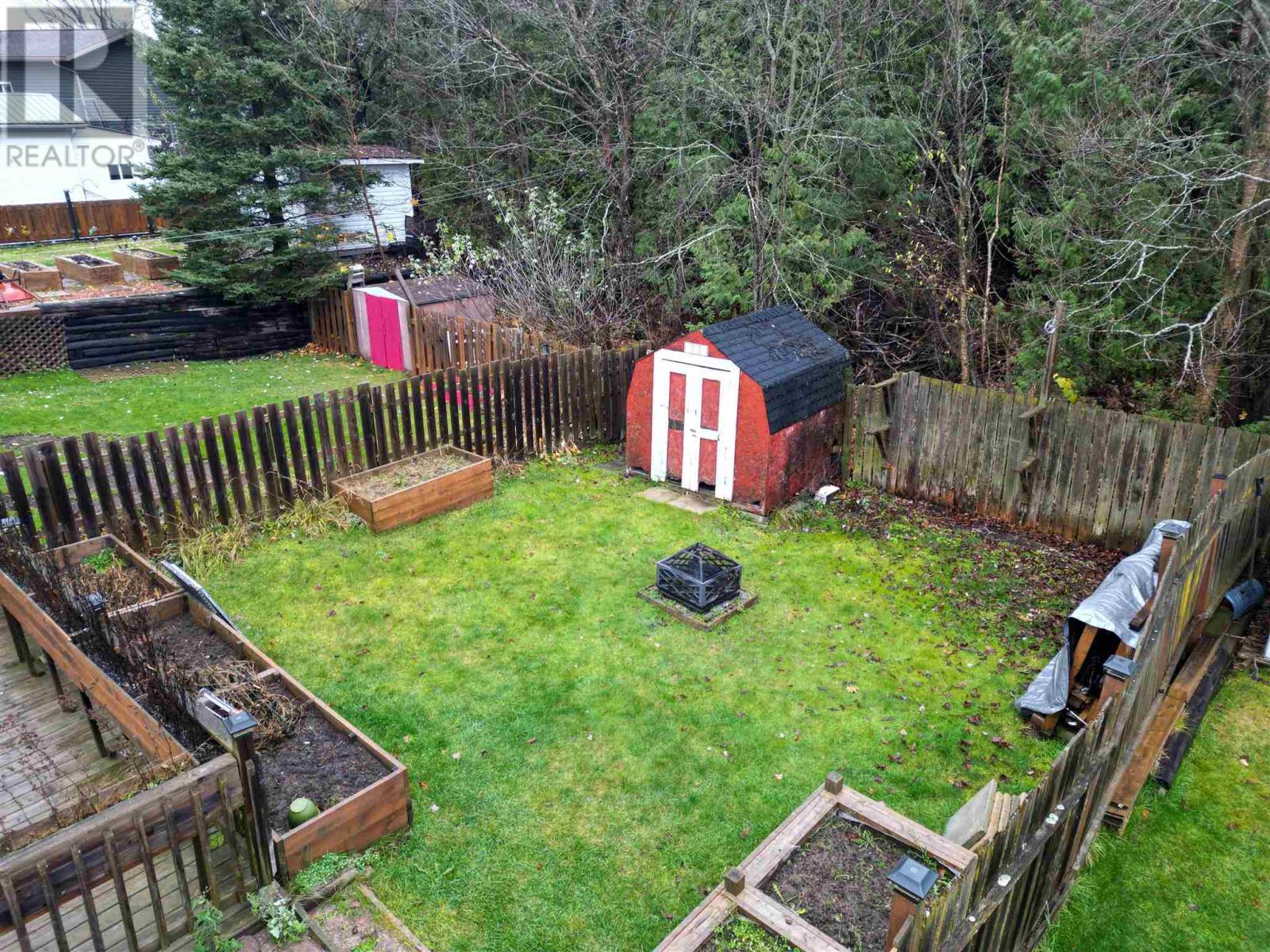 29 Laurier RD - 31