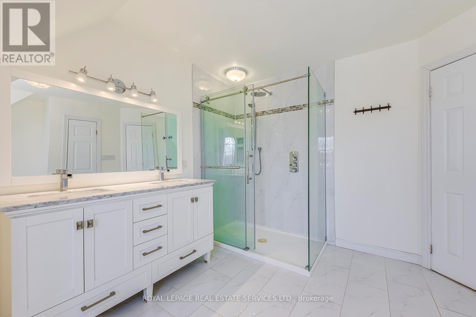 1462 GRAND BOULEVARD - 39