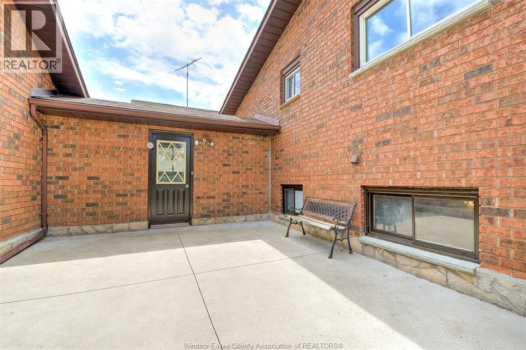 204 PEARSON DRIVE - 10