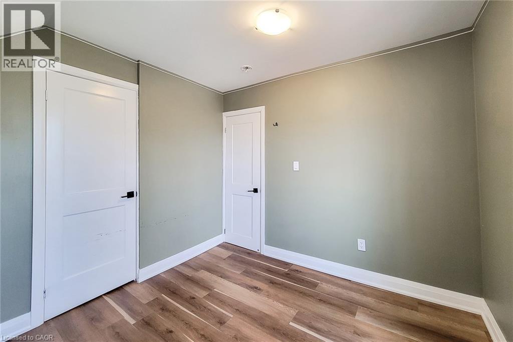 334 GAGE Avenue N - 12