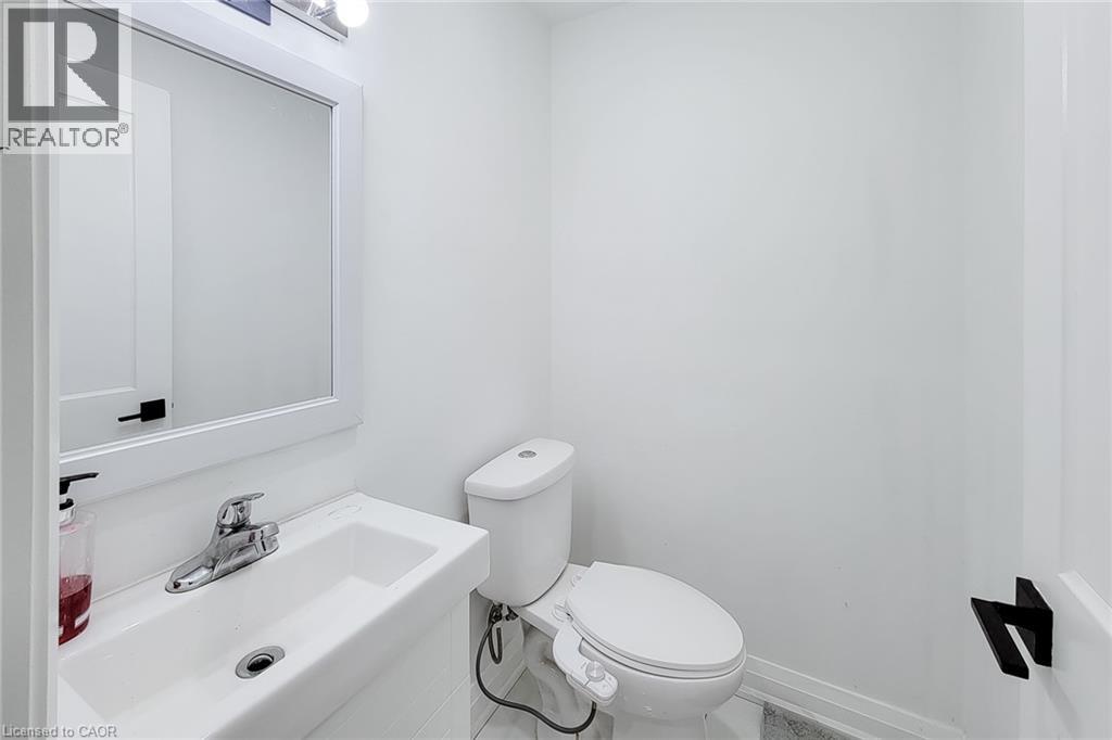 334 GAGE Avenue N - 6
