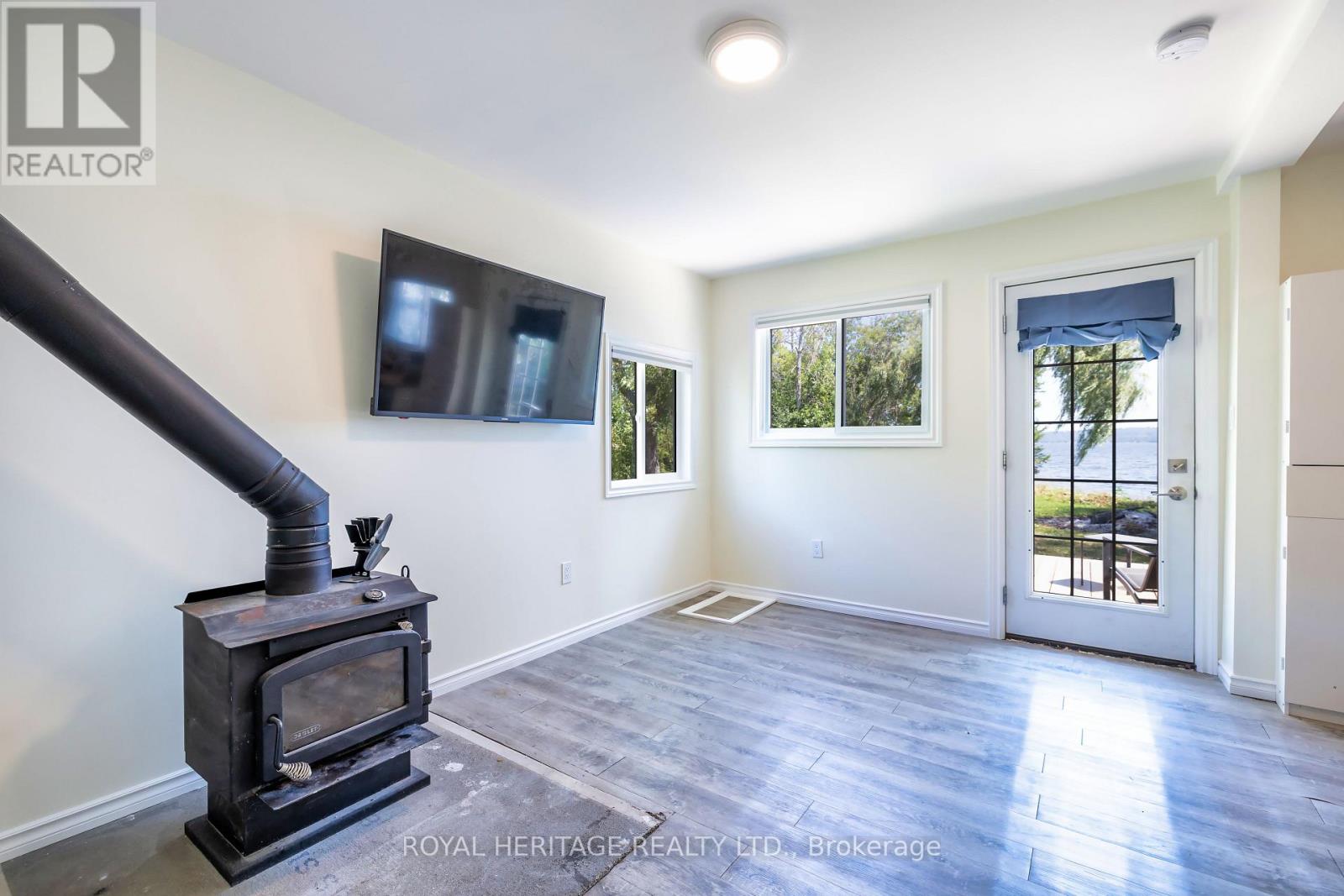 441 HANNAH ROAD N - 27