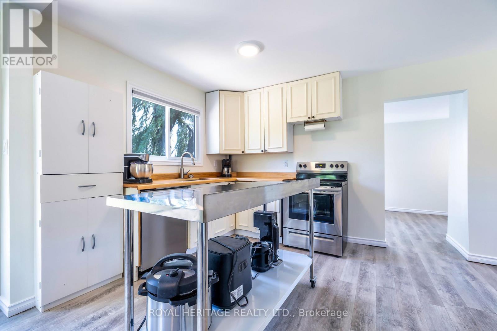 441 HANNAH ROAD N - 30