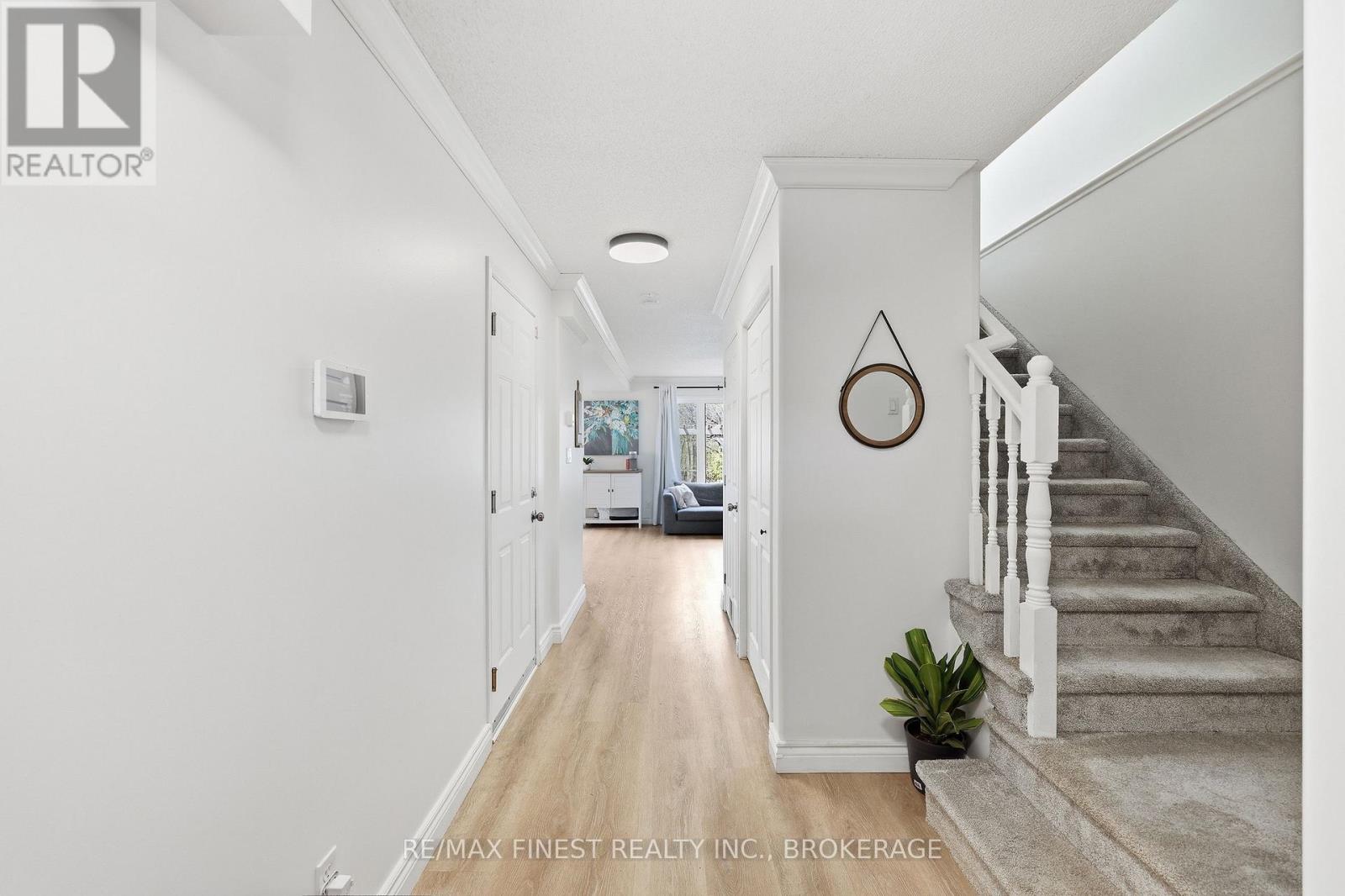 976 BLUFFWOOD AVENUE - 5