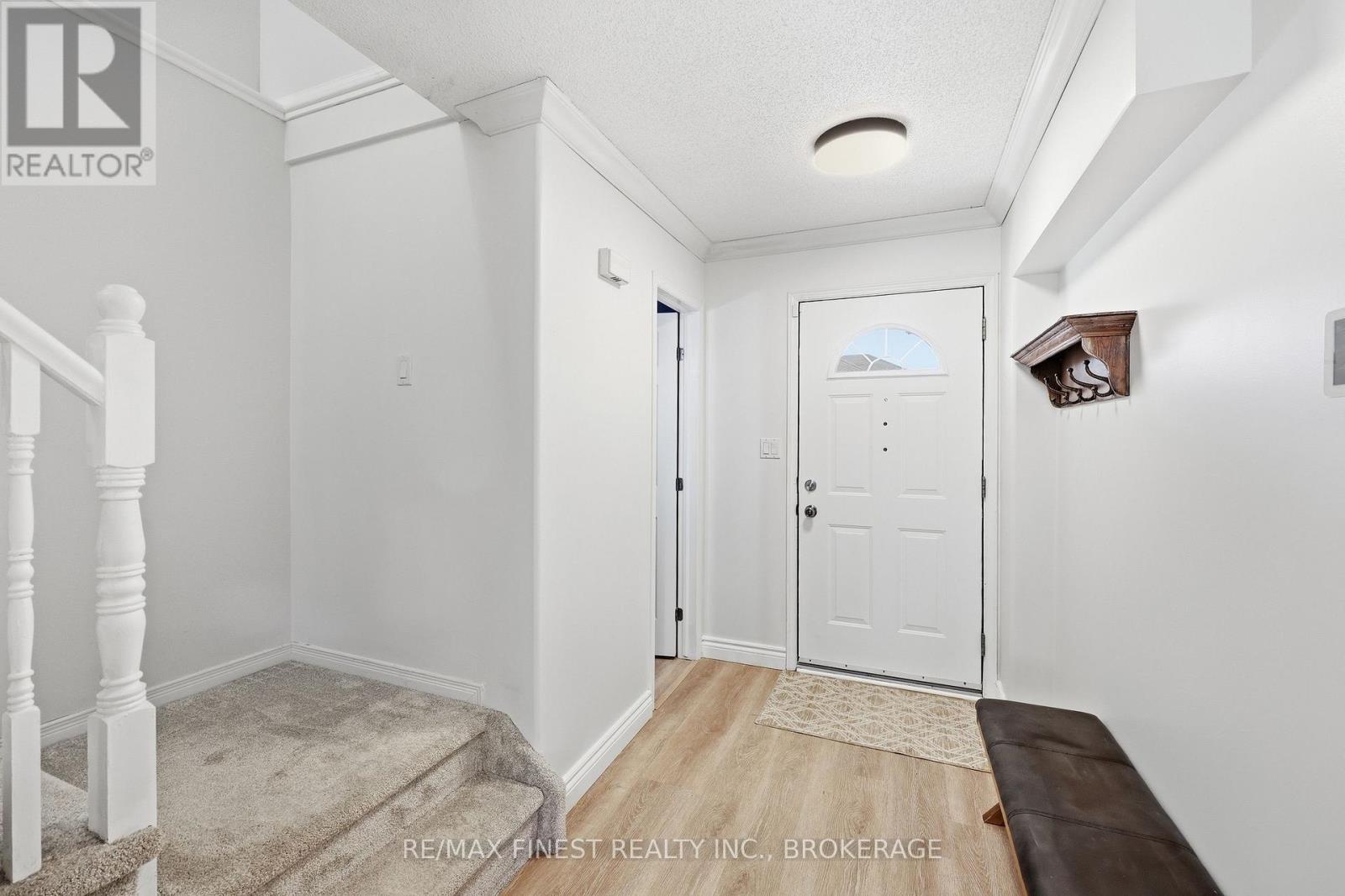 976 BLUFFWOOD AVENUE - 6