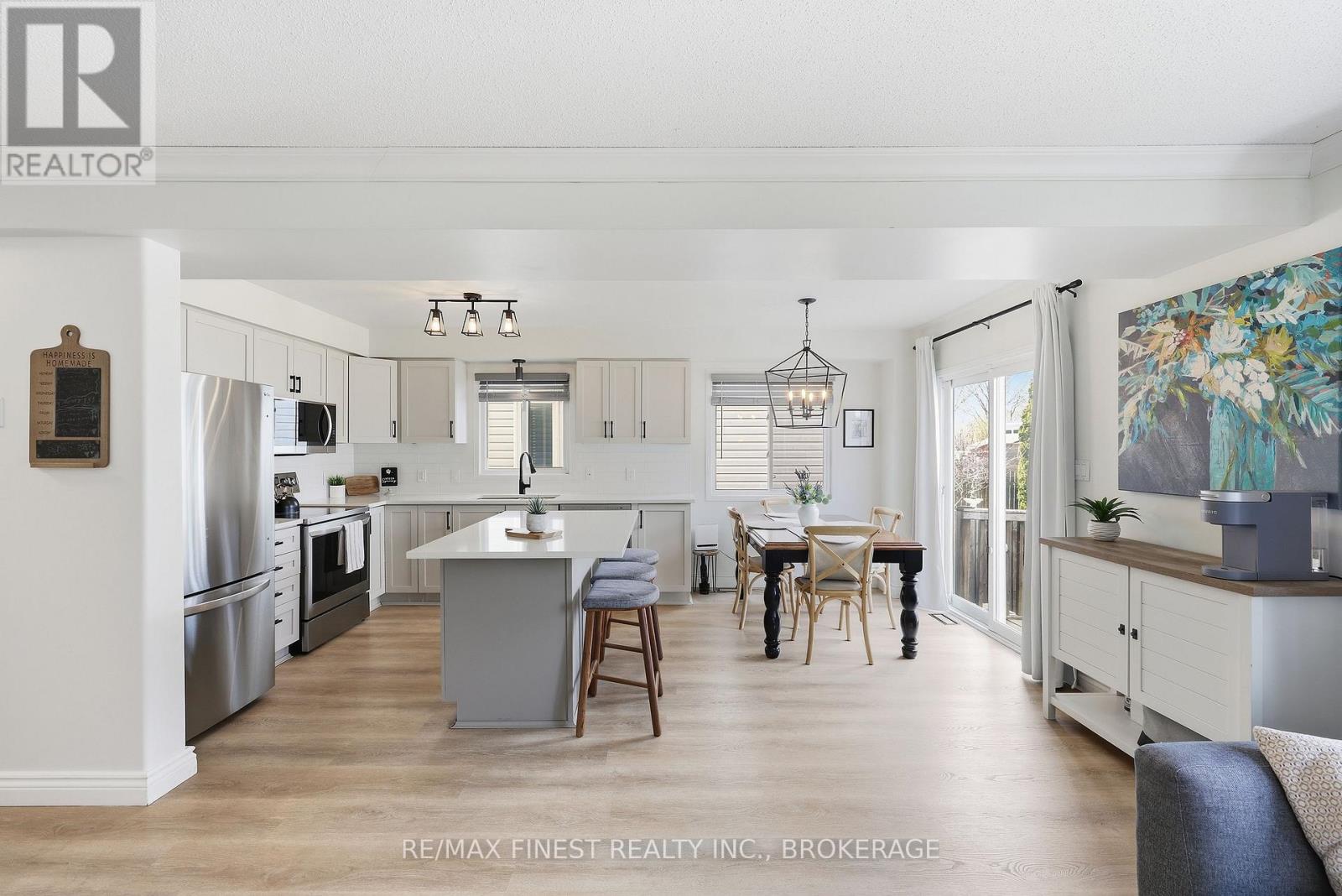 976 BLUFFWOOD AVENUE - 9