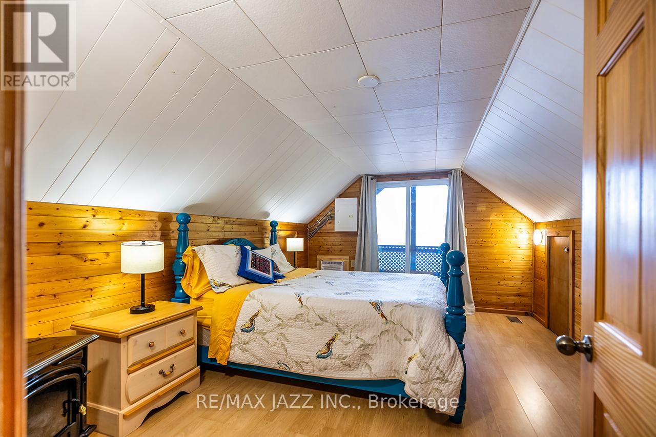 37343 HIGHWAY 62 N - 32