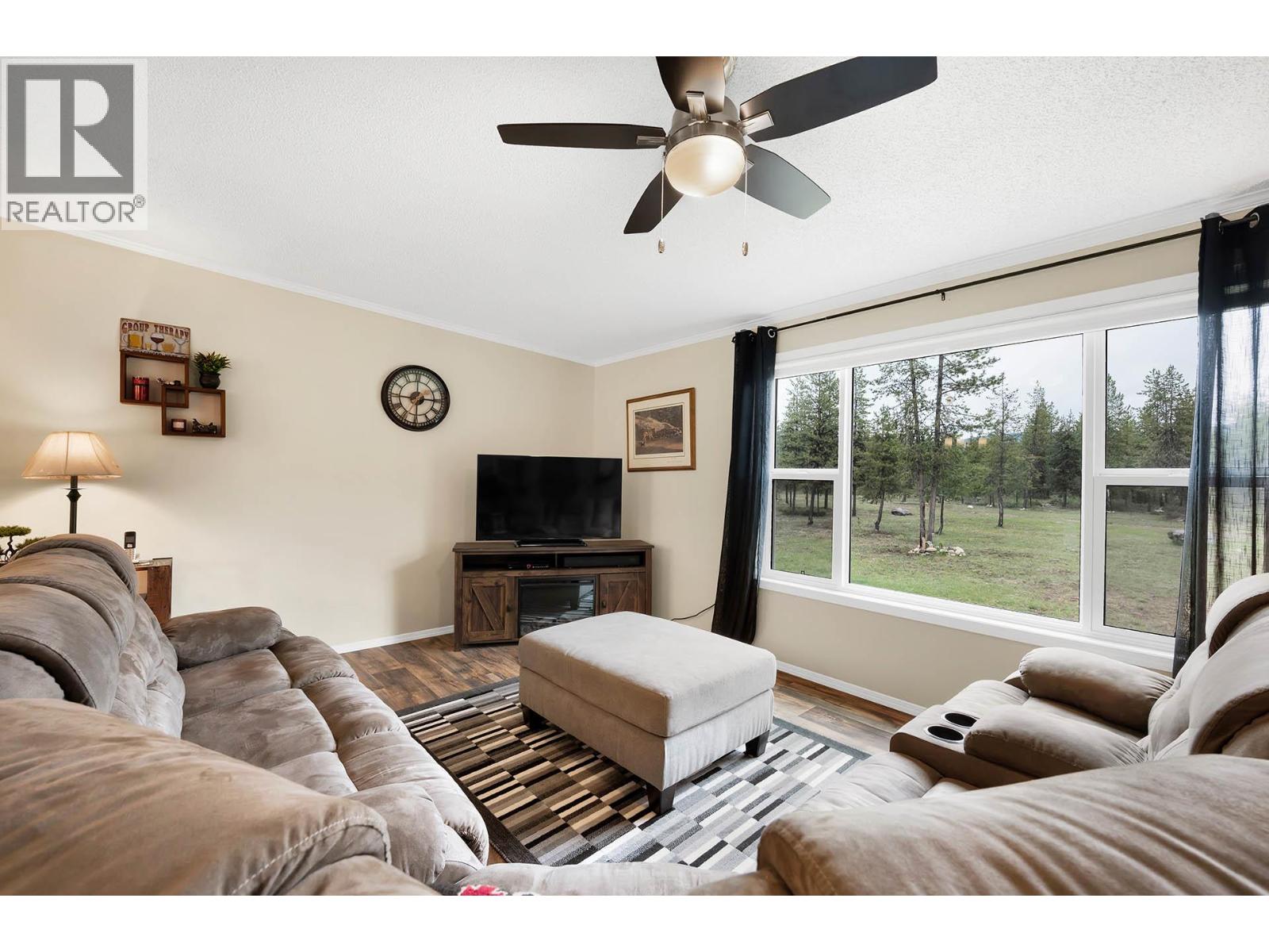 3090 Buffalo Springs Road, Barriere