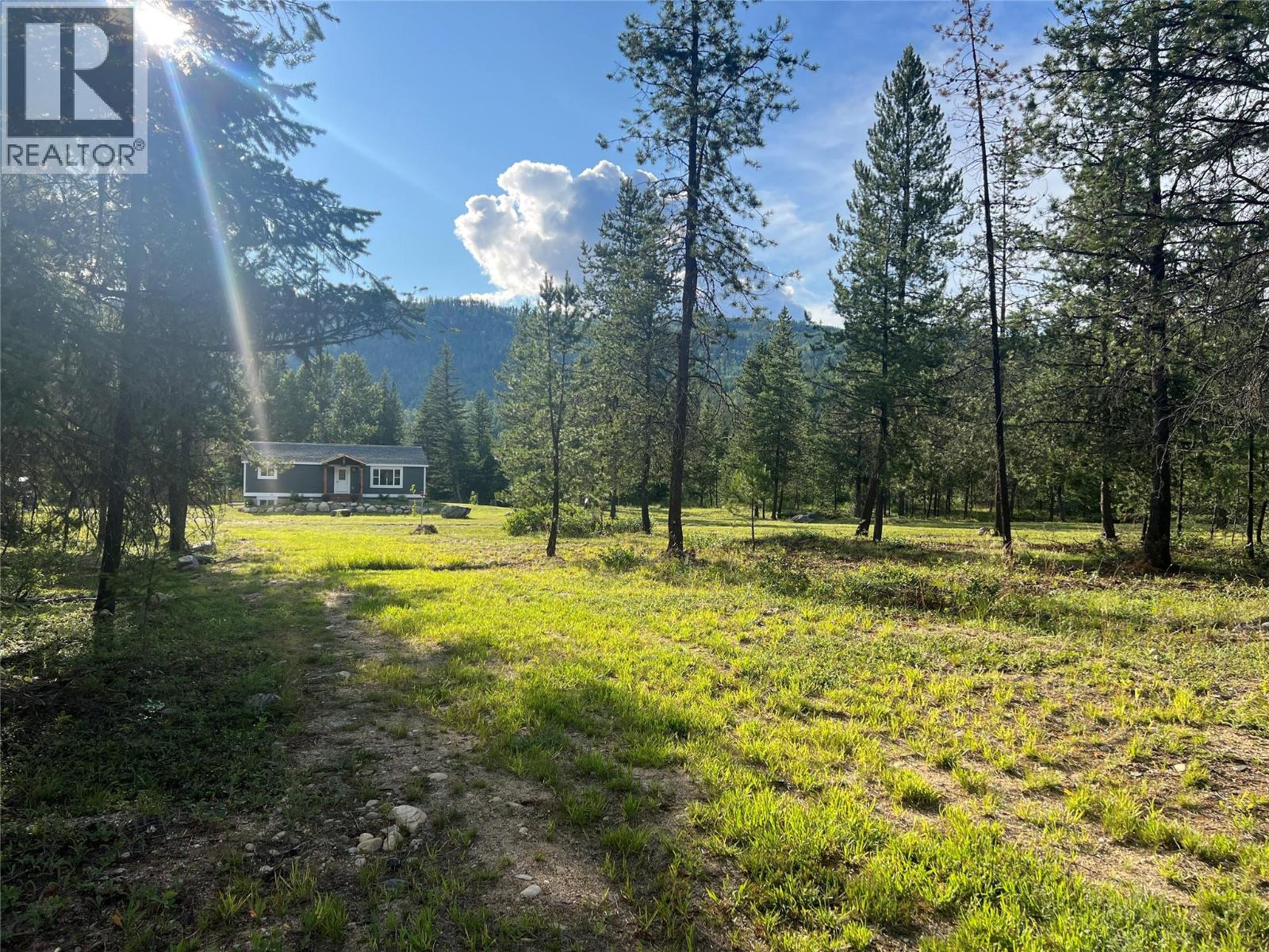3090 Buffalo Springs Road, Barriere