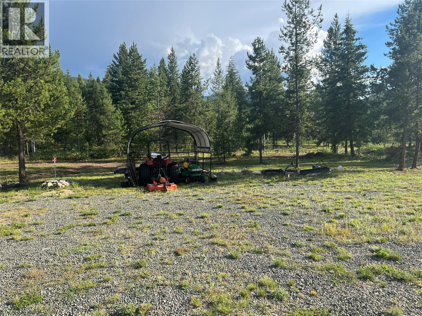 3090 Buffalo Springs Road, Barriere