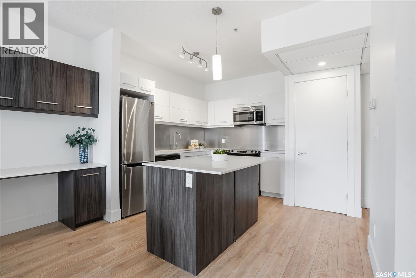 #310 409 B AVENUE S - 4