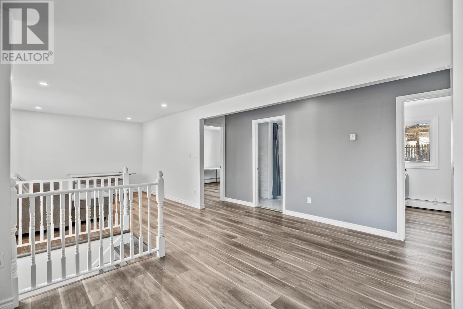 44 Westcomb Crescent - 12