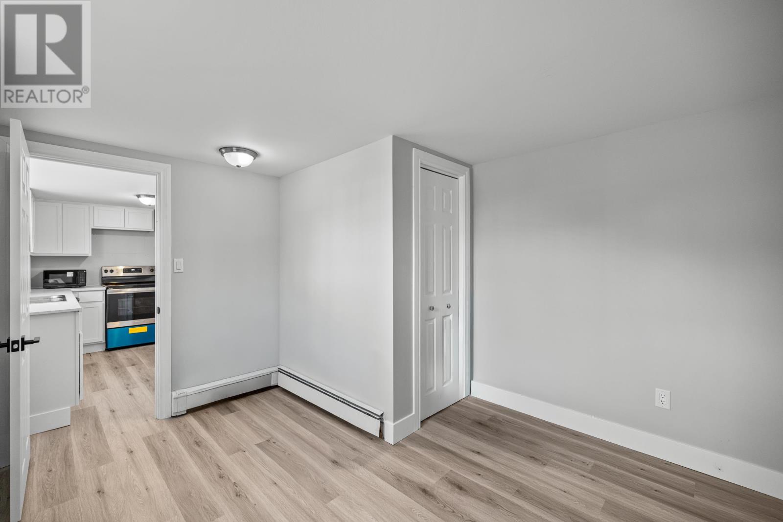 44 Westcomb Crescent - 28