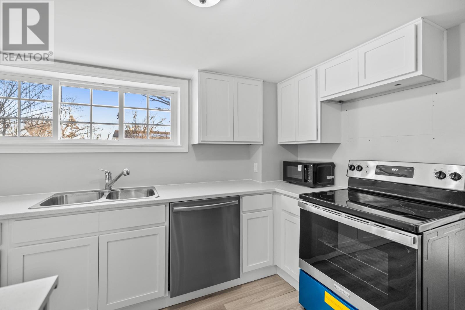 44 Westcomb Crescent - 22
