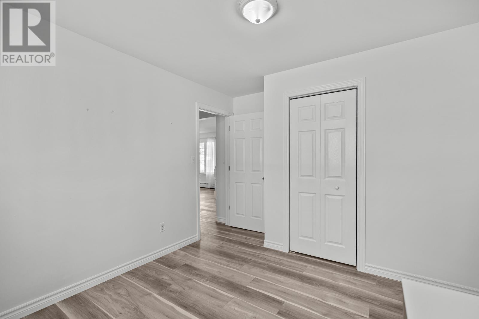 44 Westcomb Crescent - 18